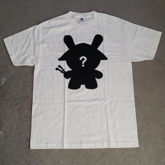 kidrobot Other - Kidrobot Dunny Series 5 Chase Mystery Shirt